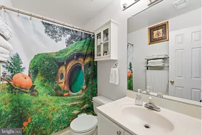 5982 Manorwood Drive, Centreville, VA 20120 - Photo 22