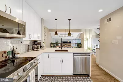 10998 Thrush Ridge Road, Reston, VA 20191 - Photo 16