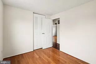 1101 Wintrol Ct, Herndon, VA 20170 - Photo 12