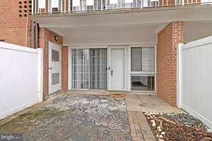 5613 Franconia Rd, Alexandria, VA 22310 - Photo 2