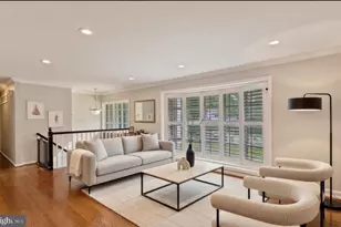 9201 Cherrytree Dr, Alexandria, VA 22309 - Photo 6