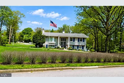 9201 Cherrytree Drive, Alexandria, VA 22309 - Photo 2