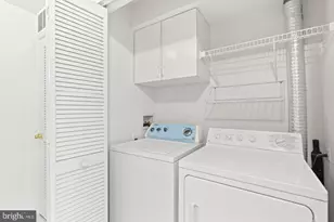 1925 Crescent Park Dr, Reston, VA 20190 - Photo 20