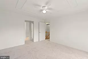 1925 Crescent Park Dr, Reston, VA 20190 - Photo 12