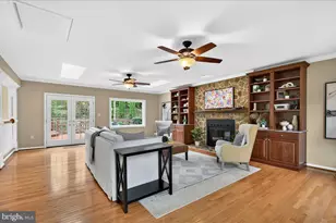 7723 Silver Sage Ct, Springfield, VA 22153 - Photo 18