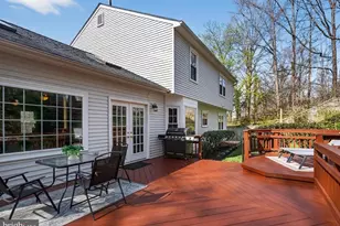 7723 Silver Sage Ct, Springfield, VA 22153 - Photo 10