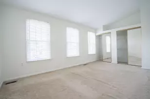 13341 Foxhole Dr, Fairfax, VA 22033 - Photo 22