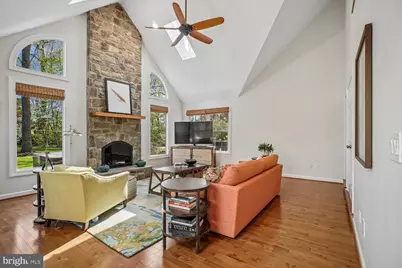 3271 History Drive, Oakton, VA 22124 - Photo 12