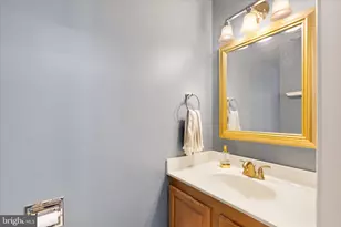 6897 Kerrywood Cir, Centreville, VA 20121 - Photo 26