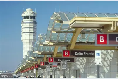 1347 Macbeth Street, McLean, VA 22102 - Photo 106