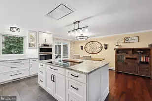 1550 Powells Tavern Pl, Herndon, VA 20170 - Photo 4