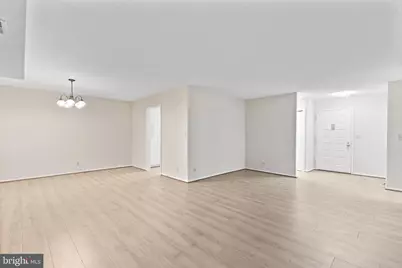 8340 Greensboro Drive #207, McLean, VA 22102 - Photo 12