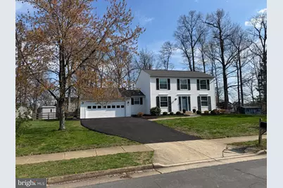 4515 Silas Hutchinson Drive, Chantilly, VA 20151 - Photo 4