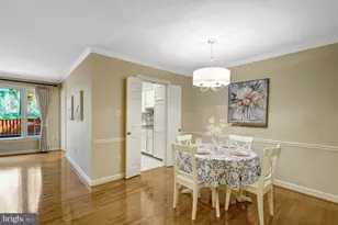 5883 Woodfield Estates Dr, Alexandria, VA 22310 - Photo 8