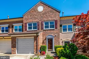 5883 Woodfield Estates Dr, Alexandria, VA 22310 - Photo 2