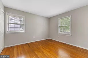 8800 Higdon Dr, Vienna, VA 22182 - Photo 26