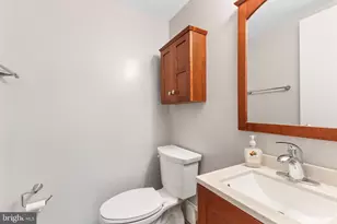 8800 Higdon Dr, Vienna, VA 22182 - Photo 40