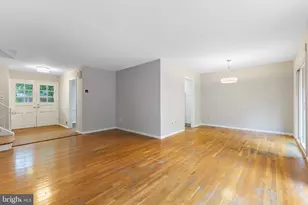 8800 Higdon Dr, Vienna, VA 22182 - Photo 14