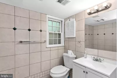 2435 Hunter Mill Road, Vienna, VA 22181 - Photo 20