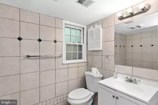 2435 Hunter Mill Rd, Vienna, VA 22181 - Photo 20
