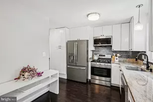 6308 Paddington Ln, Centreville, VA 20120 - Photo 6