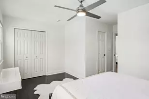 6308 Paddington Ln, Centreville, VA 20120 - Photo 12