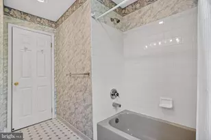 6331 Hidden Canyon Rd, Centreville, VA 20120 - Photo 40