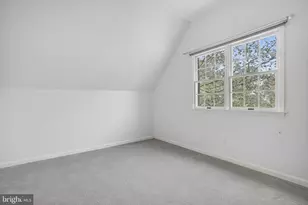 6331 Hidden Canyon Rd, Centreville, VA 20120 - Photo 26
