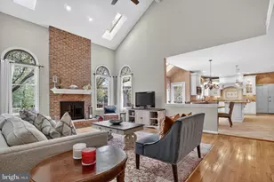 6331 Hidden Canyon Rd, Centreville, VA 20120 - Photo 14