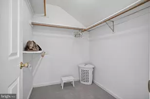 6331 Hidden Canyon Rd, Centreville, VA 20120 - Photo 30