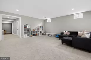 2725 Willow Dr, Vienna, VA 22181 - Photo 52