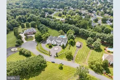 606 Brockman Court, Great Falls, VA 22066 - Photo 82