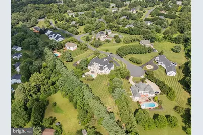 606 Brockman Court, Great Falls, VA 22066 - Photo 88