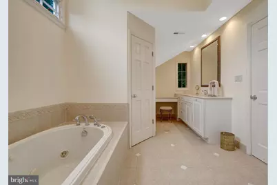 911 Rail Court, McLean, VA 22102 - Photo 30