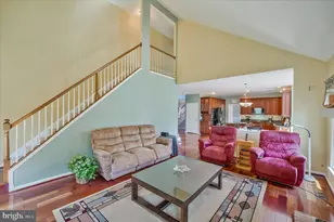 6109 Oakengate Way, Centreville, VA 20120 - Photo 8