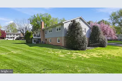10106 Nadine Drive, Vienna, VA 22181 - Photo 6