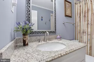 10106 Nadine Dr, Vienna, VA 22181 - Photo 18