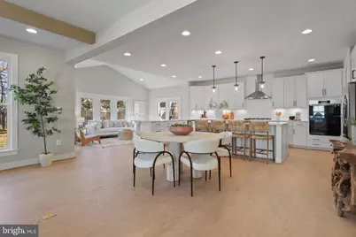 602 Kingsley Road SW, Vienna, VA 22180 - Photo 20