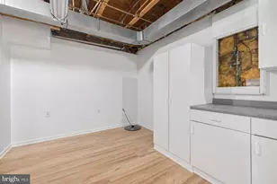 8955 Omega Ct, Springfield, VA 22152 - Photo 34