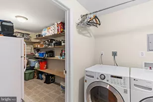7710 Wilbur Ct, Springfield, VA 22153 - Photo 36