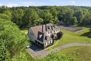 11561 Stuart Mill Rd, Oakton, VA 22124 - Photo 80