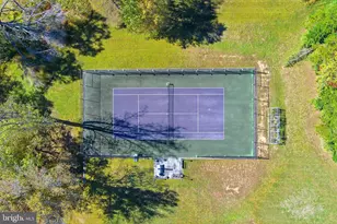 11561 Stuart Mill Rd, Oakton, VA 22124 - Photo 70