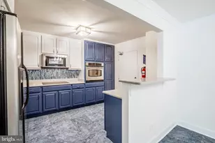 1800 Old Meadow Rd, McLean, VA 22102 - Photo 8