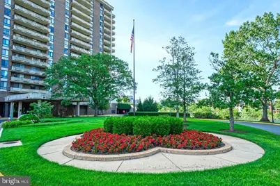 1800 Old Meadow Road #218, McLean, VA 22102 - Photo 1