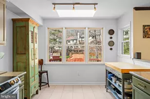 9012 Daum Ct, Springfield, VA 22153 - Photo 36