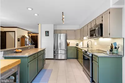 9012 Daum Court, Springfield, VA 22153 - Photo 8