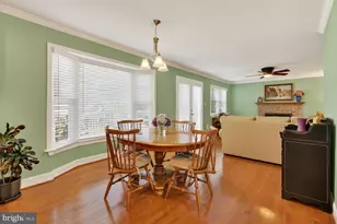 3603 Great Laurel Ln, Fairfax, VA 22033 - Photo 12