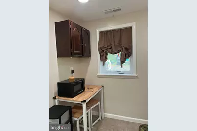 9325 Talisman Dr, Vienna, VA 22182 - Photo 8