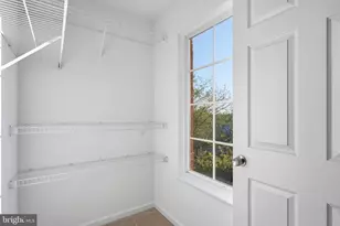 1881 Crescent Park Dr, Reston, VA 20190 - Photo 28