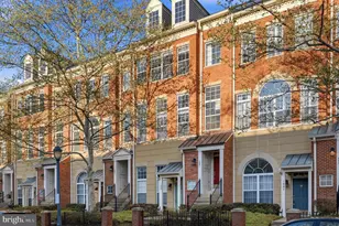 1881 Crescent Park Dr, Reston, VA 20190 - Photo 2